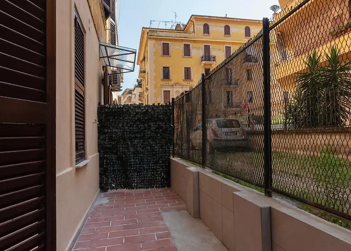 Eleonora Rome